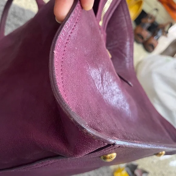 Yves Saint Laurent Chyc Tote Bag - Picture 7 of 14